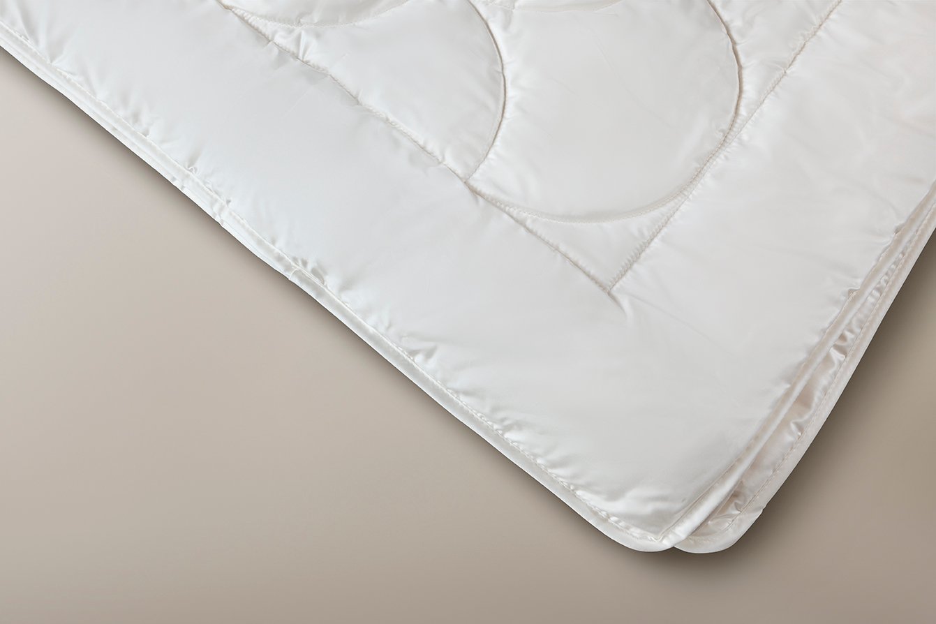 Pure silk duvet