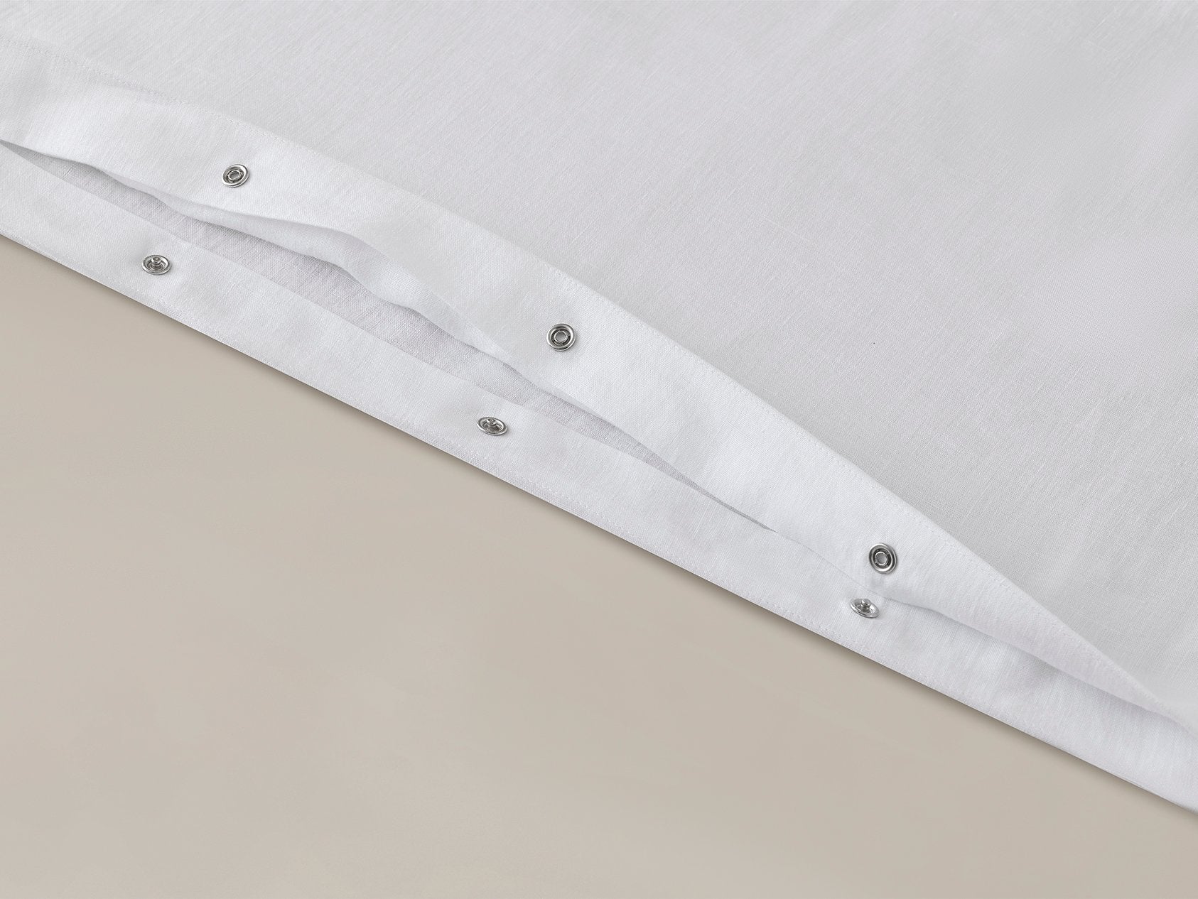 Detail of the duvet cover in linen