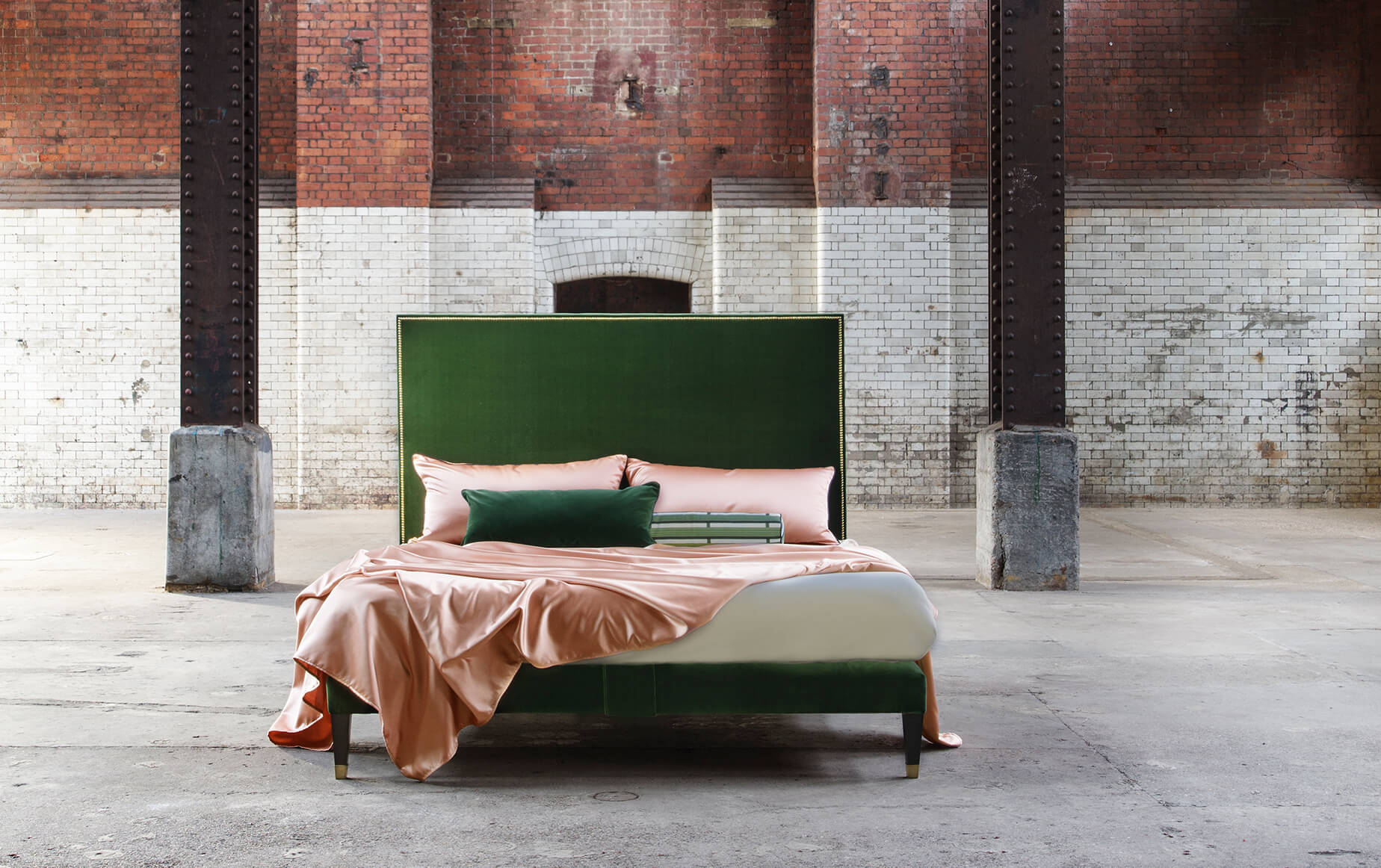 A masterpiece of longevity and comfort the No4 Savoir bed