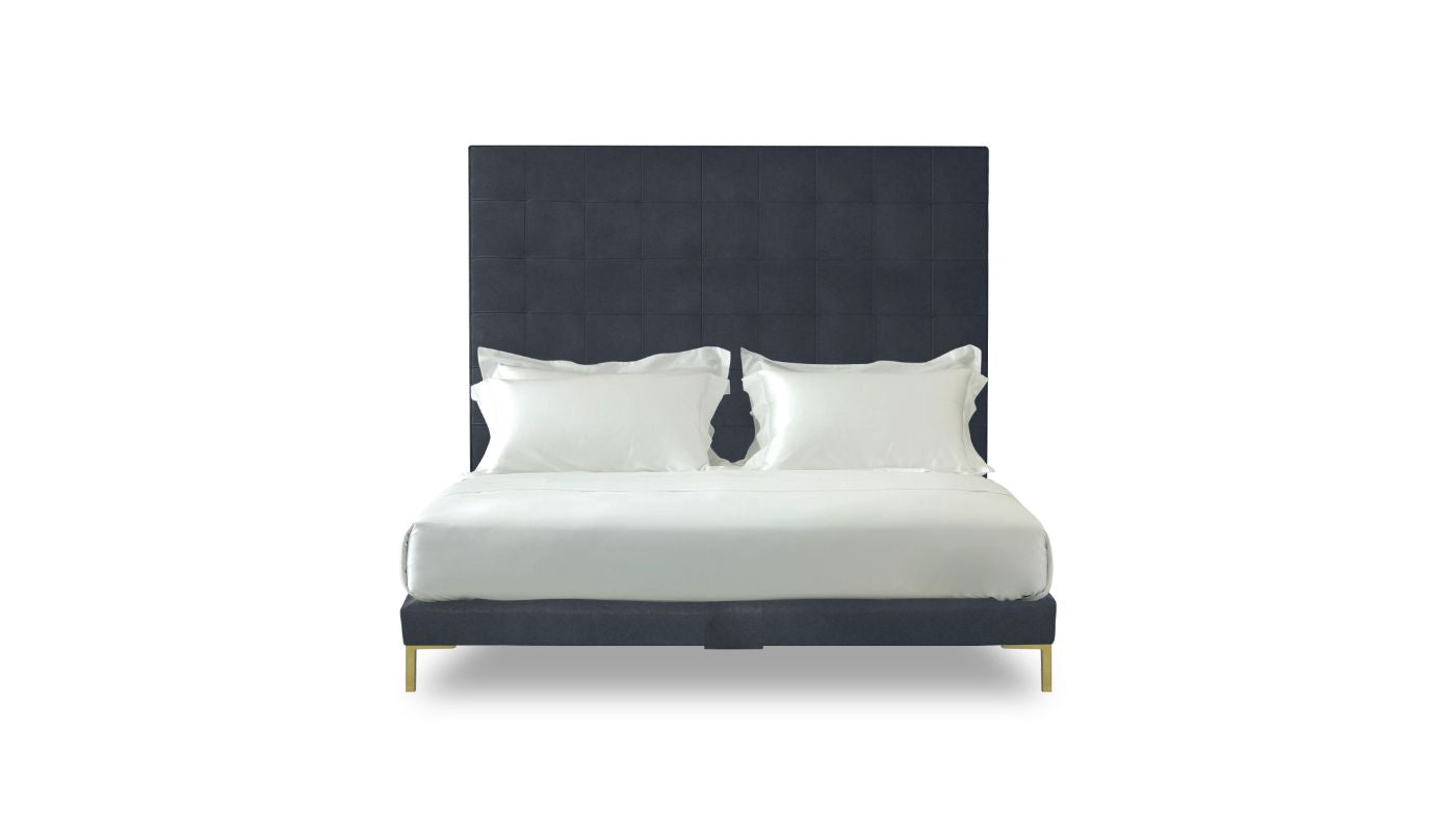Undressed Winston bed with mattress, headboard and cushions