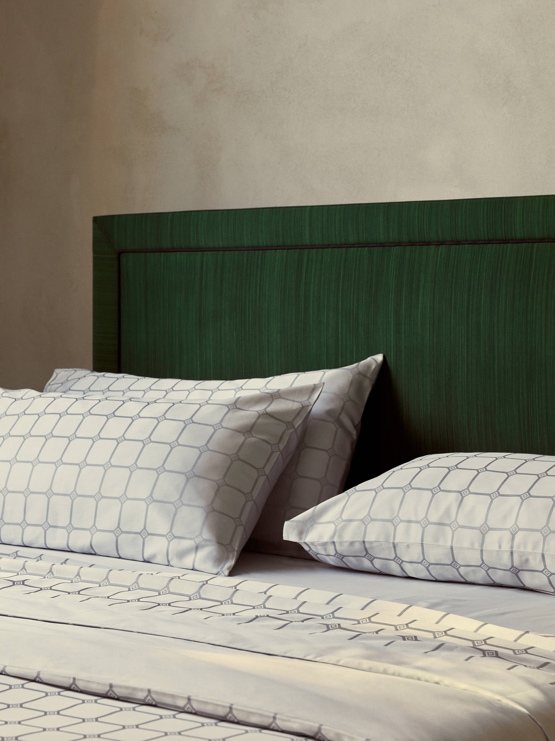 Serene pure organic bed linen by Savoir
