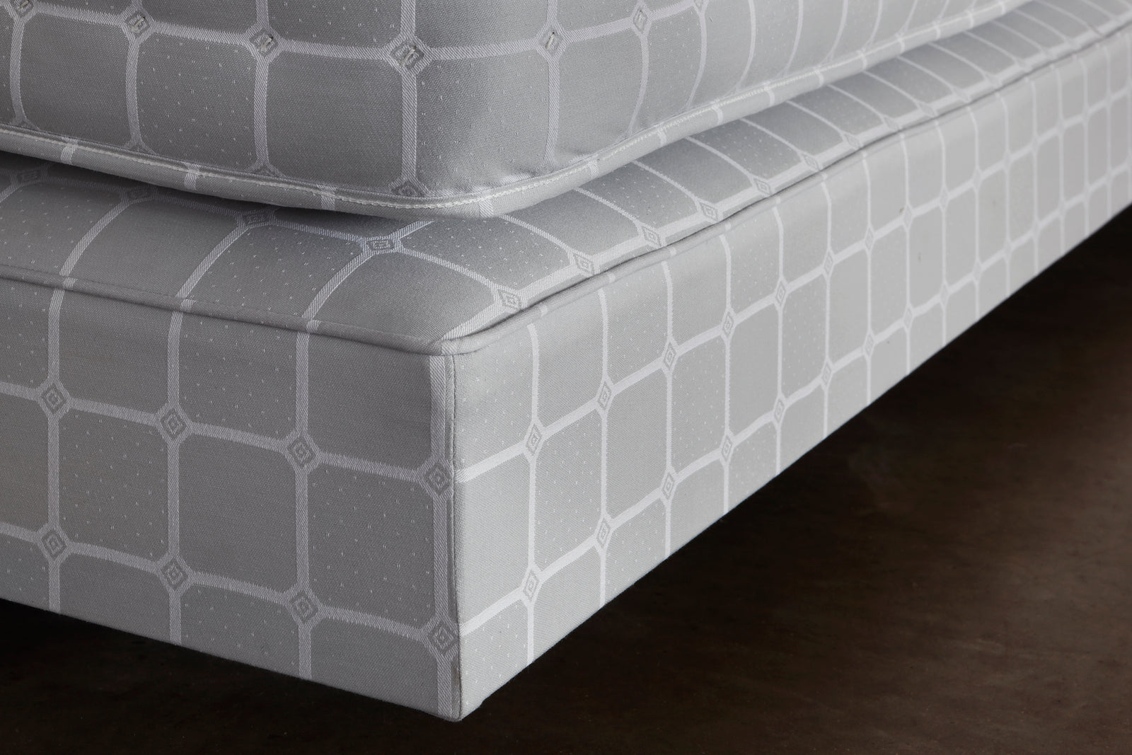 Corner view of base of Savoir Vegan bed