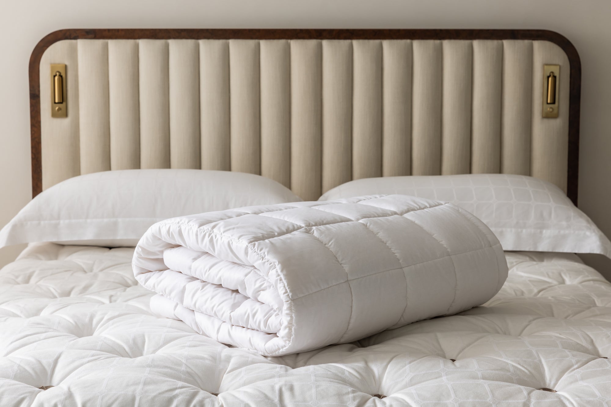 Luxury Pure Wool Mattress Protector