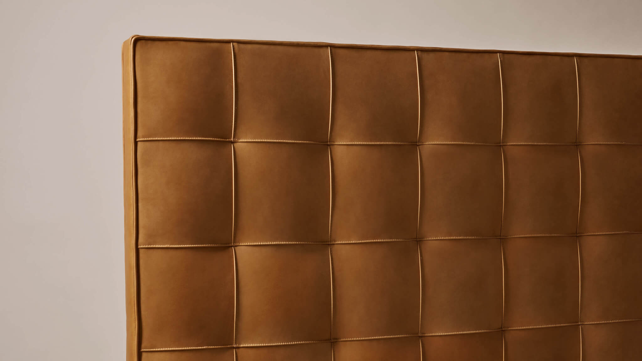 Winston棕褐色皮革床头板 - Savoir品牌自主设计