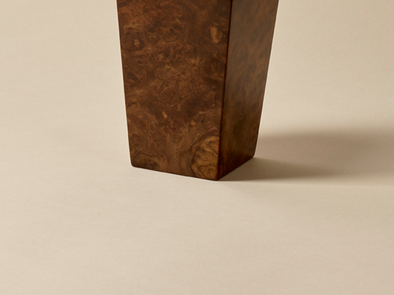 Tapered leg in walnut burr