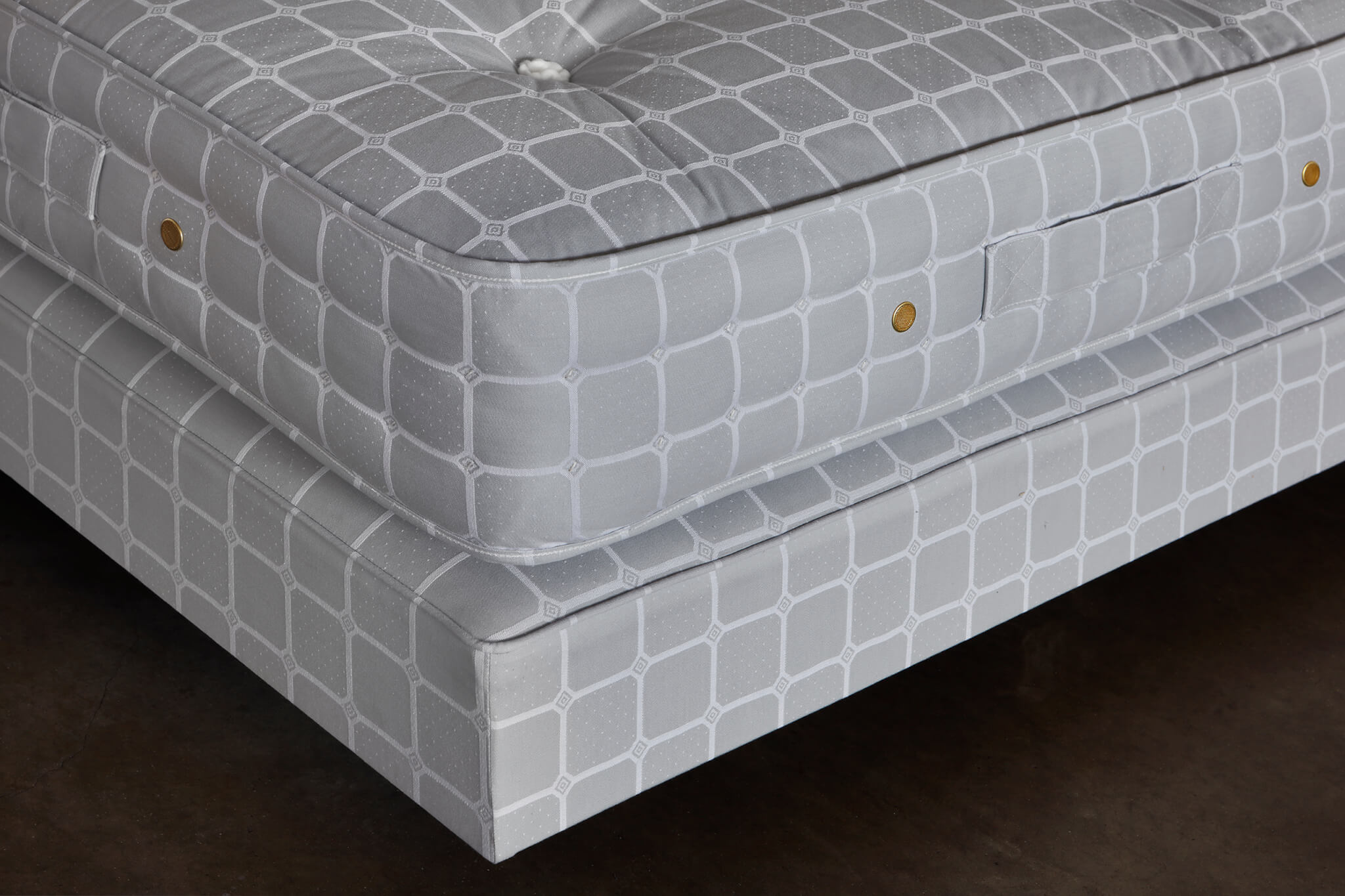 Image of the mattress and box spring for the vegan bed