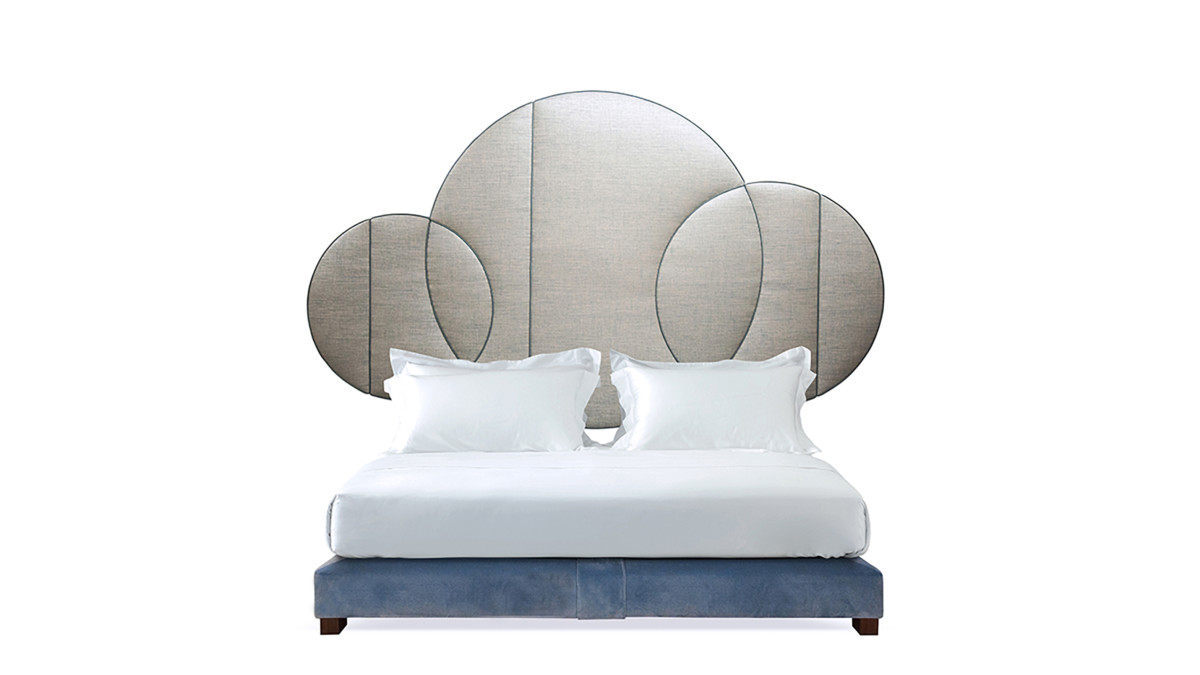 The Moon bed in blue and silver