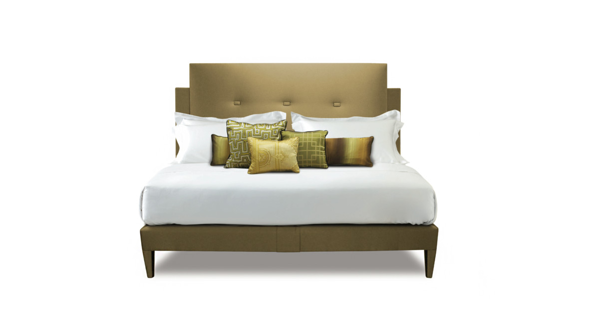 The Savoy bed in green-gold