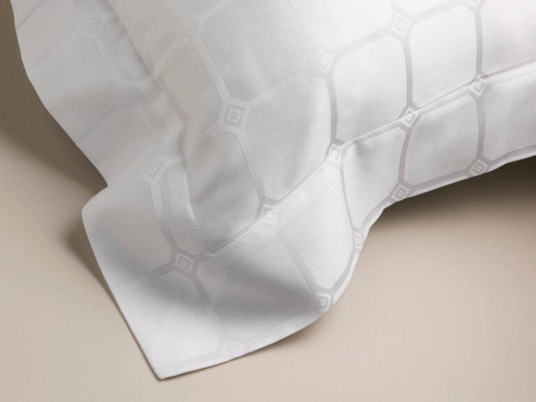 Oxford pillowcase in Trellis jacquard